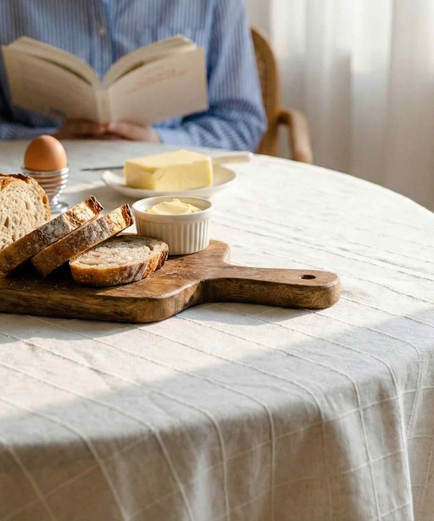 Almond - Recyklovaný ubrus s reliéfním čtvercovým vzorem