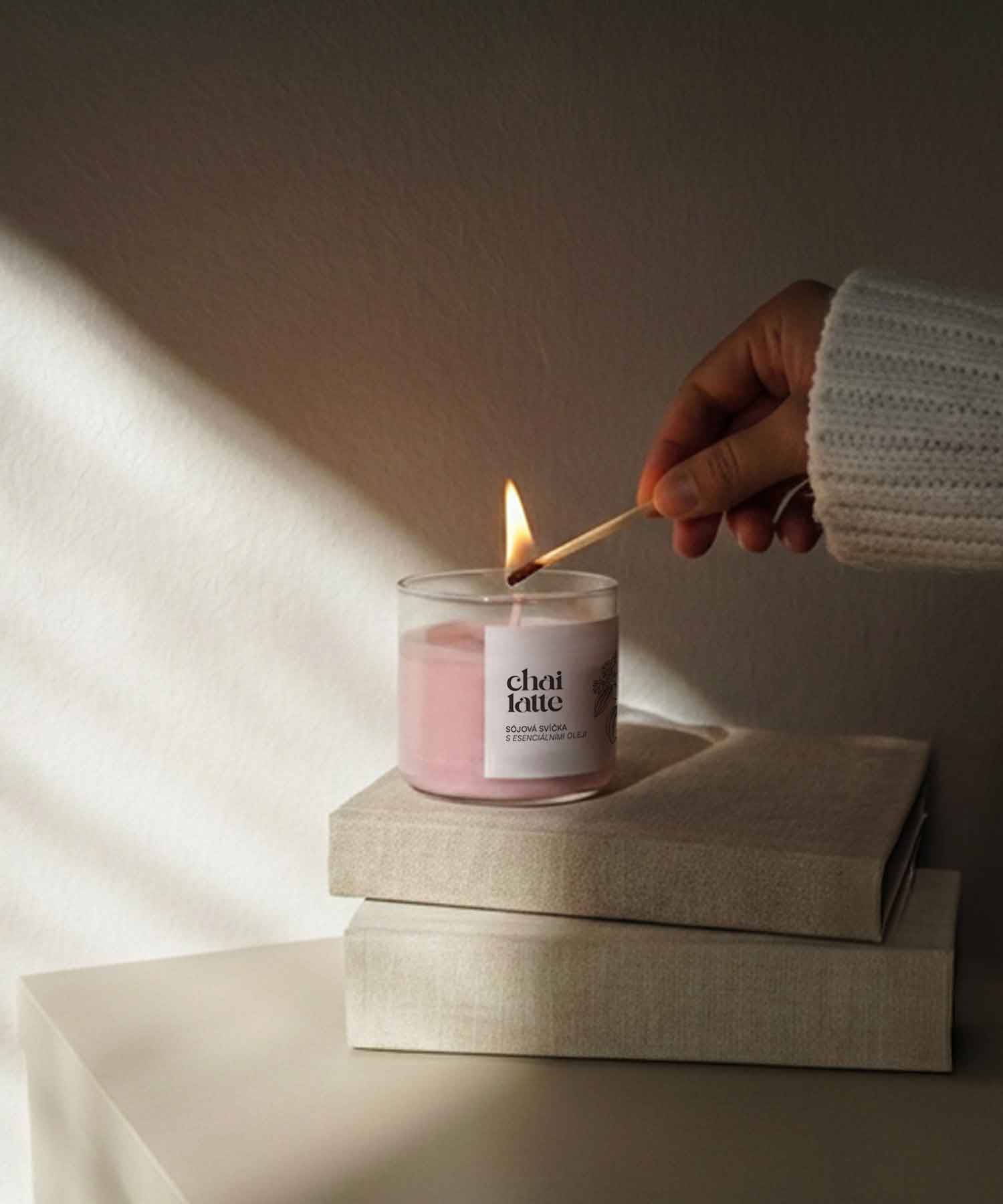 Sójová aroma svíčka