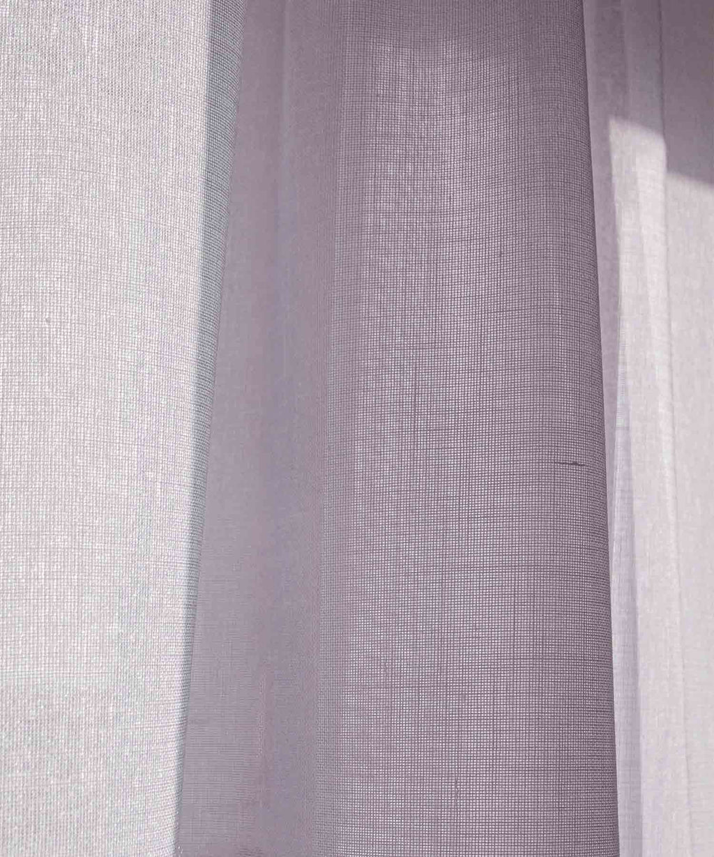 Záclony z recyklovaných PET vláken Haze