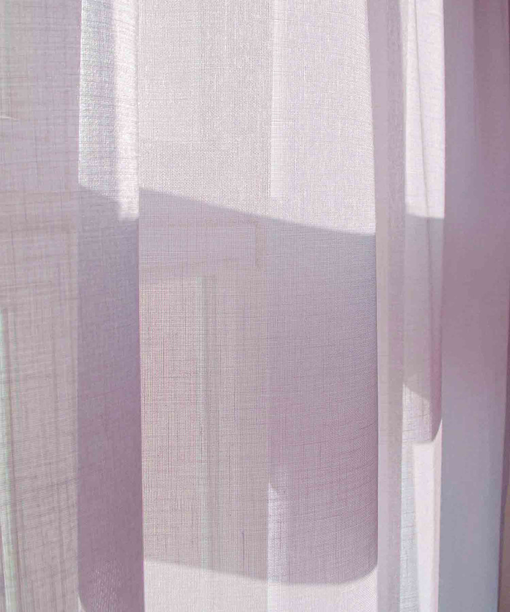 Záclony z recyklovaných PET vláken Haze