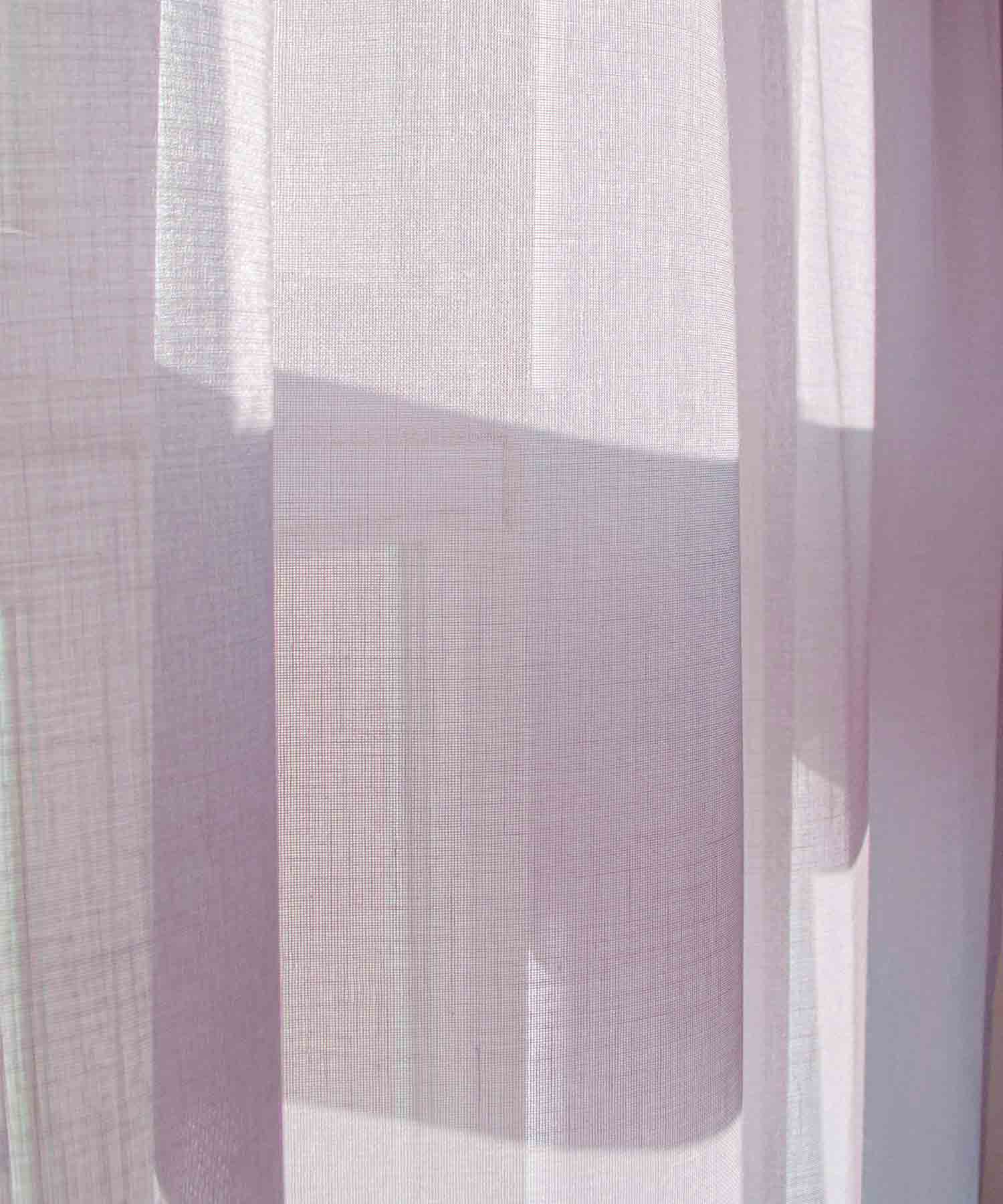 Záclony z recyklovaných PET vláken Haze