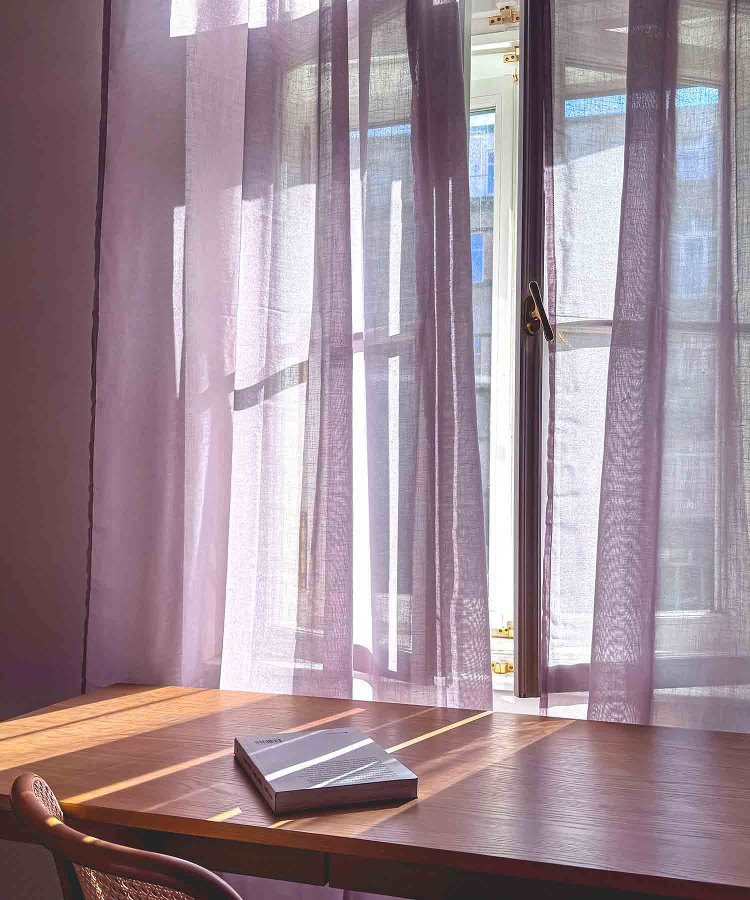 Záclony z recyklovaných PET vláken Haze